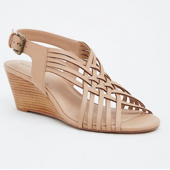 wide width nude wedges